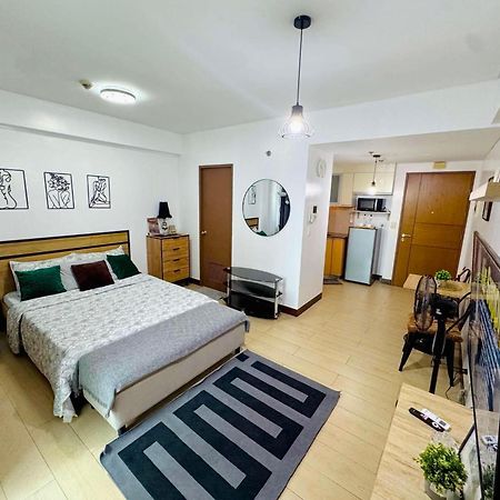 Two Palm Tree Villas Pasay Exterior foto