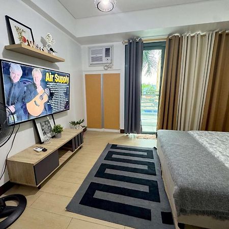 Two Palm Tree Villas Pasay Exterior foto