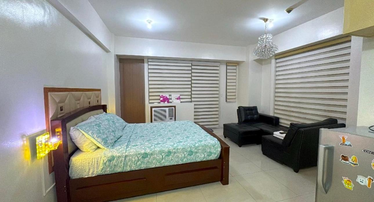 Two Palm Tree Villas Pasay Exterior foto